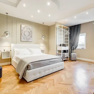 Mellini Palace By Premium Collection Affittacamere Roma